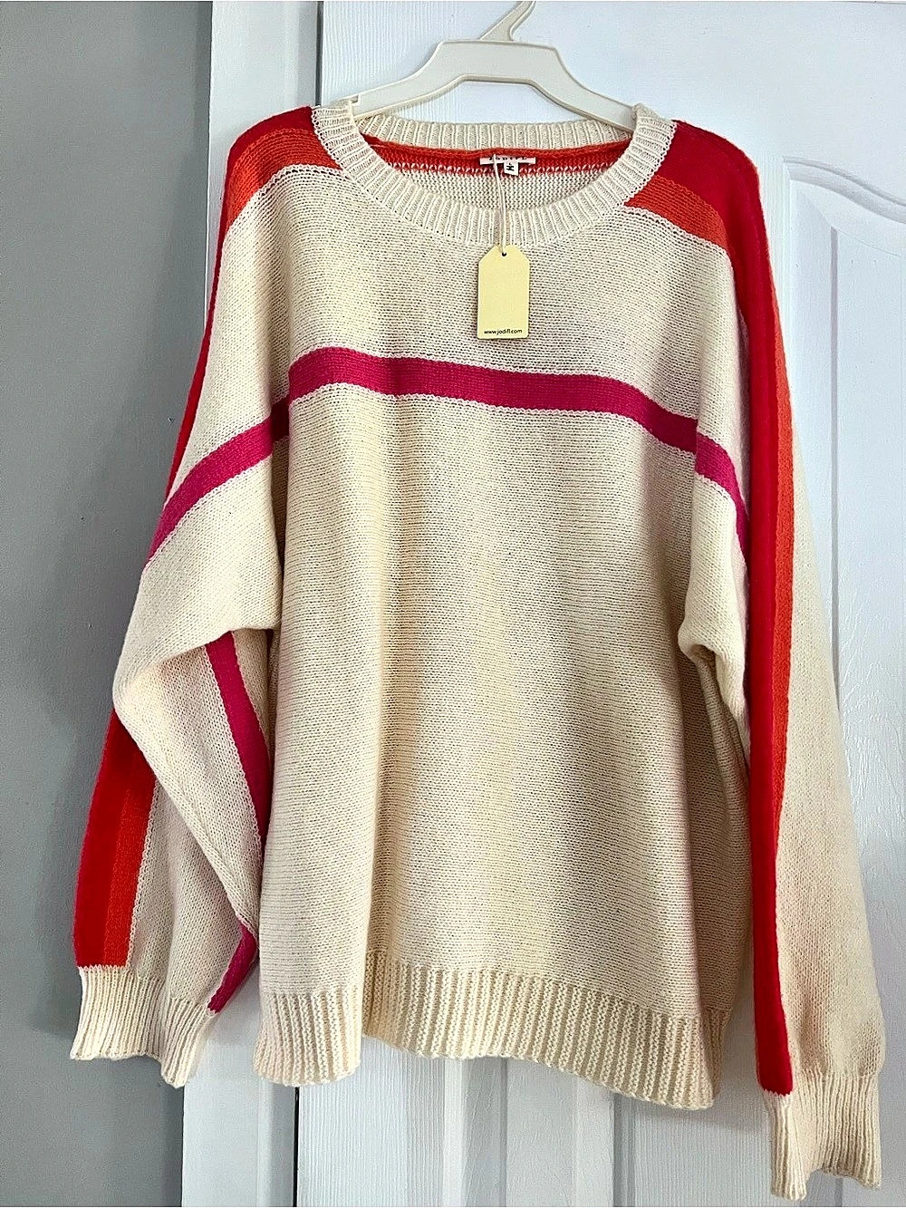 Color Block Crewneck Sweater in Cream & Red